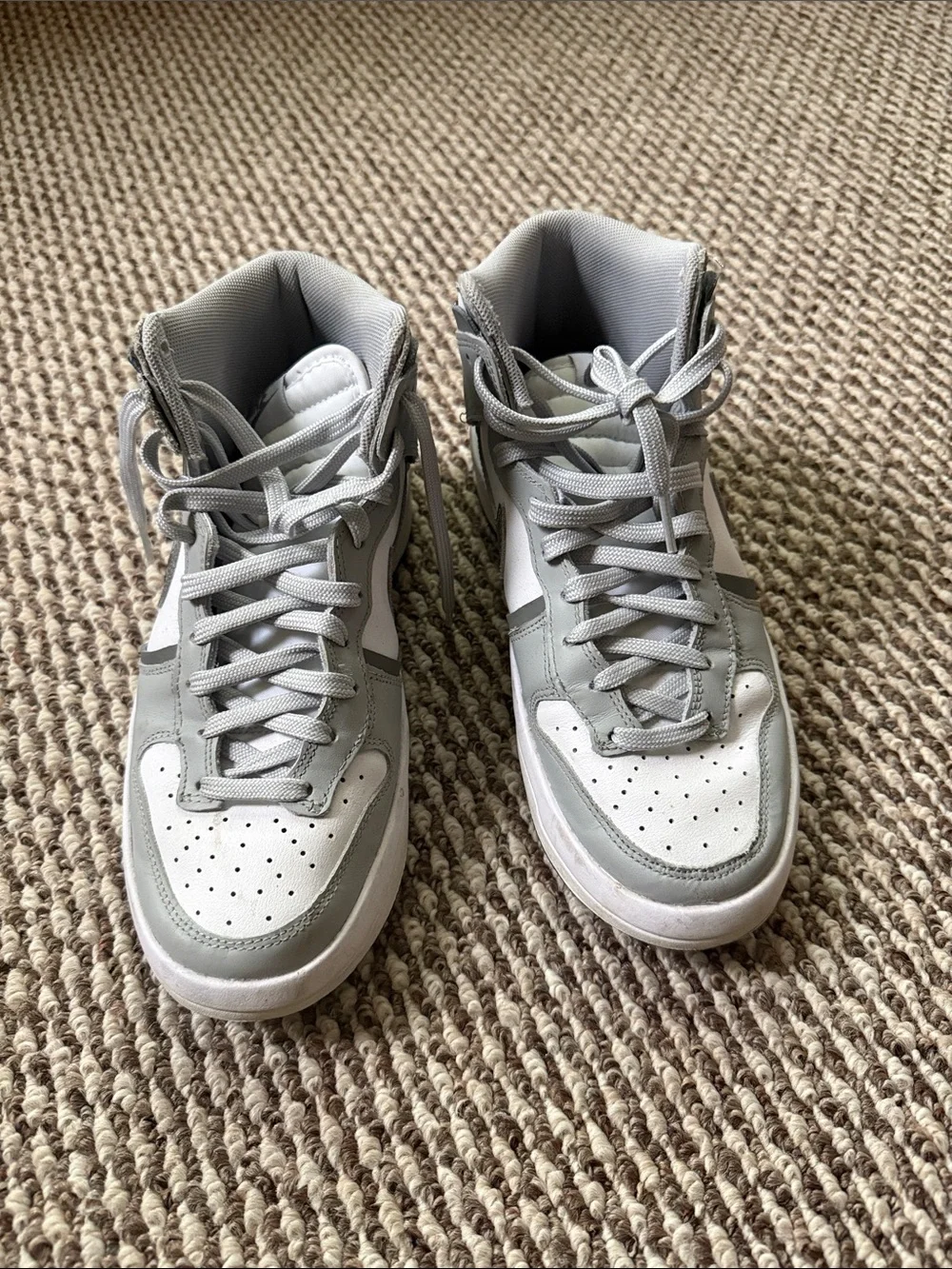 Nike Men’s High-Top Sneakers in Gray and White